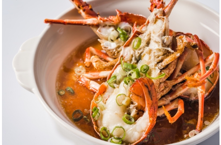 Steamed Live Lobster With Sweetest Soy Sauce