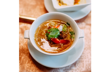 鵲巢魚子醬蒸蛋